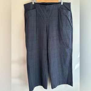 Old Navy - High Rise Wide Leg Pixie Pant